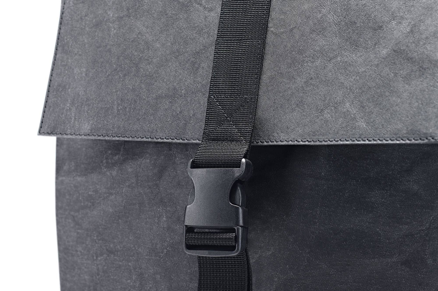 Yumi Backpack: Black