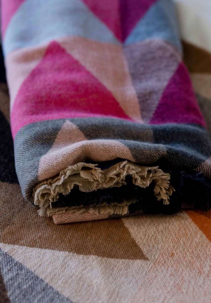 Throw 'Lina Zig Zag' Blue/Pink
