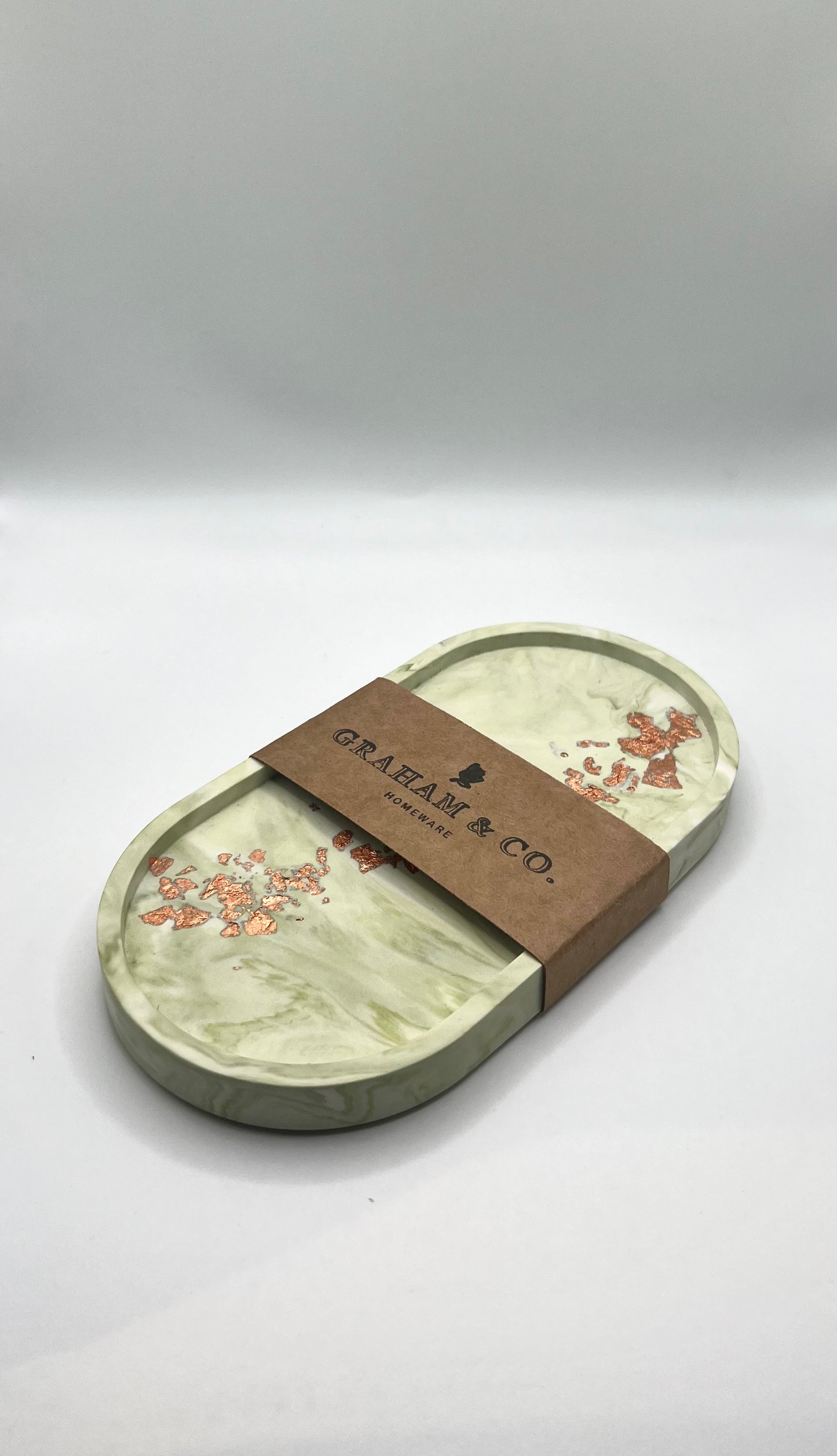Oval tray with foil various colours