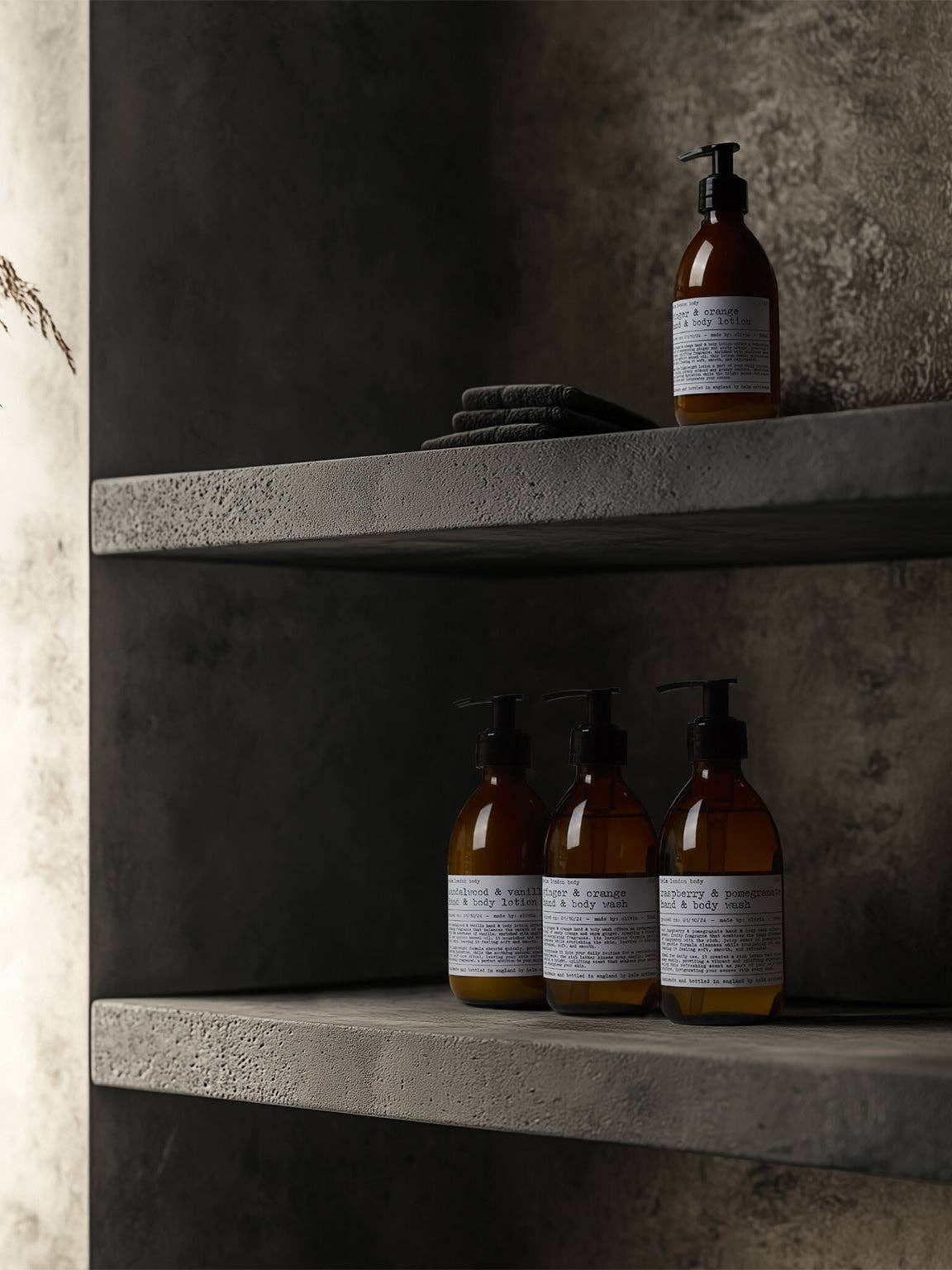 Sandalwood & Vanilla Hand & Body Wash - 300ml