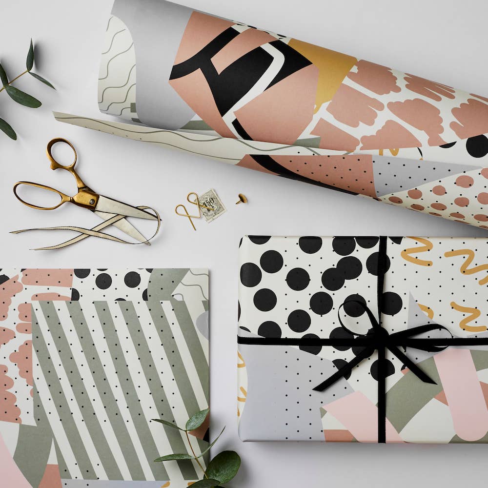 Collage Wrap
