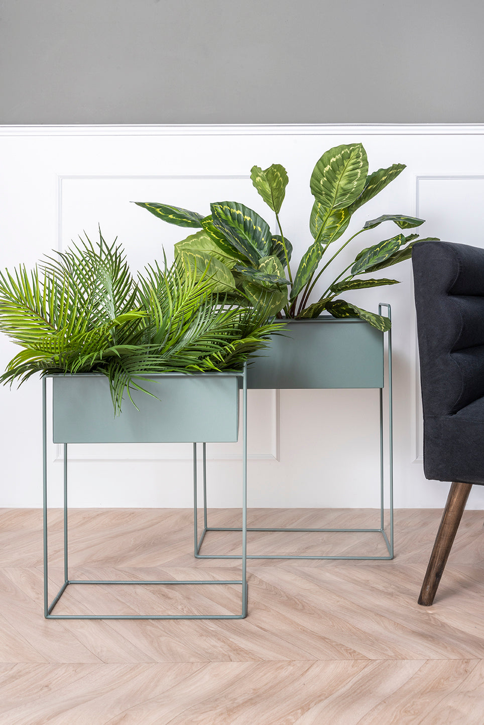 Planter large warm grey