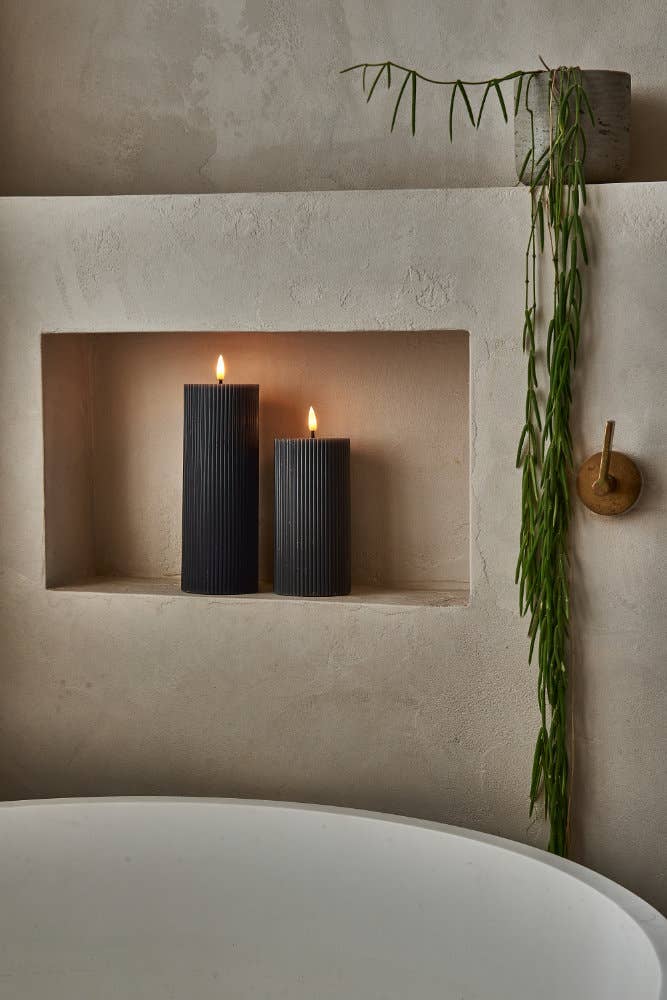 Ribbed Pillar Candle LED - set of 2