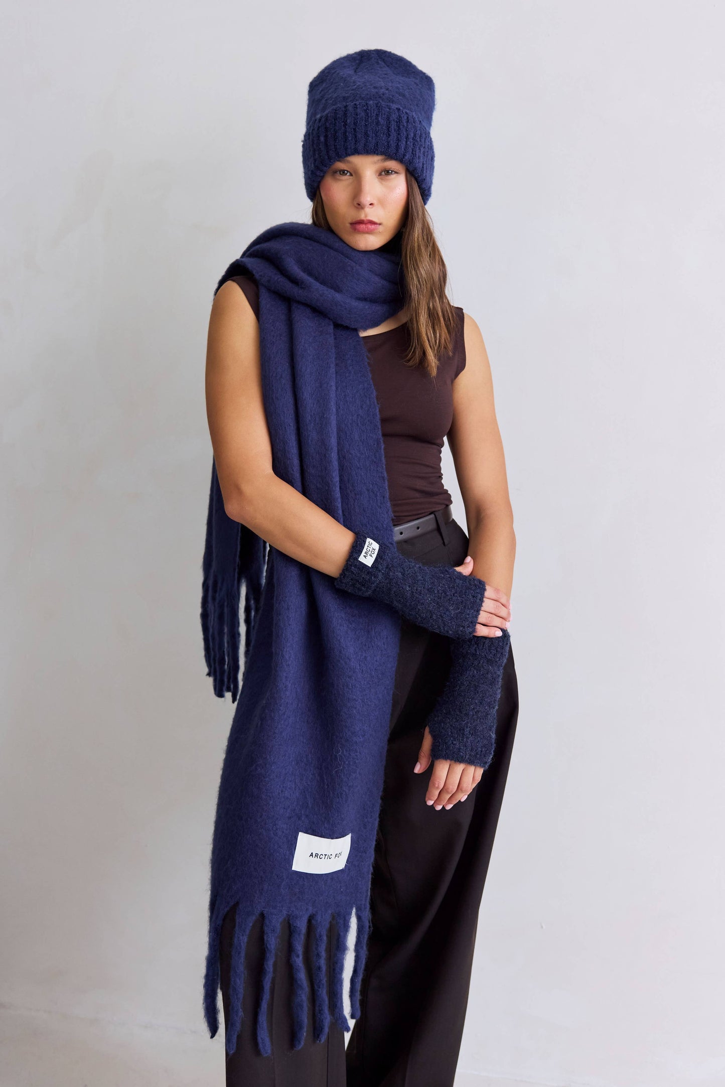 Reykjavik Handwarmers - Midnight Navy - AW25