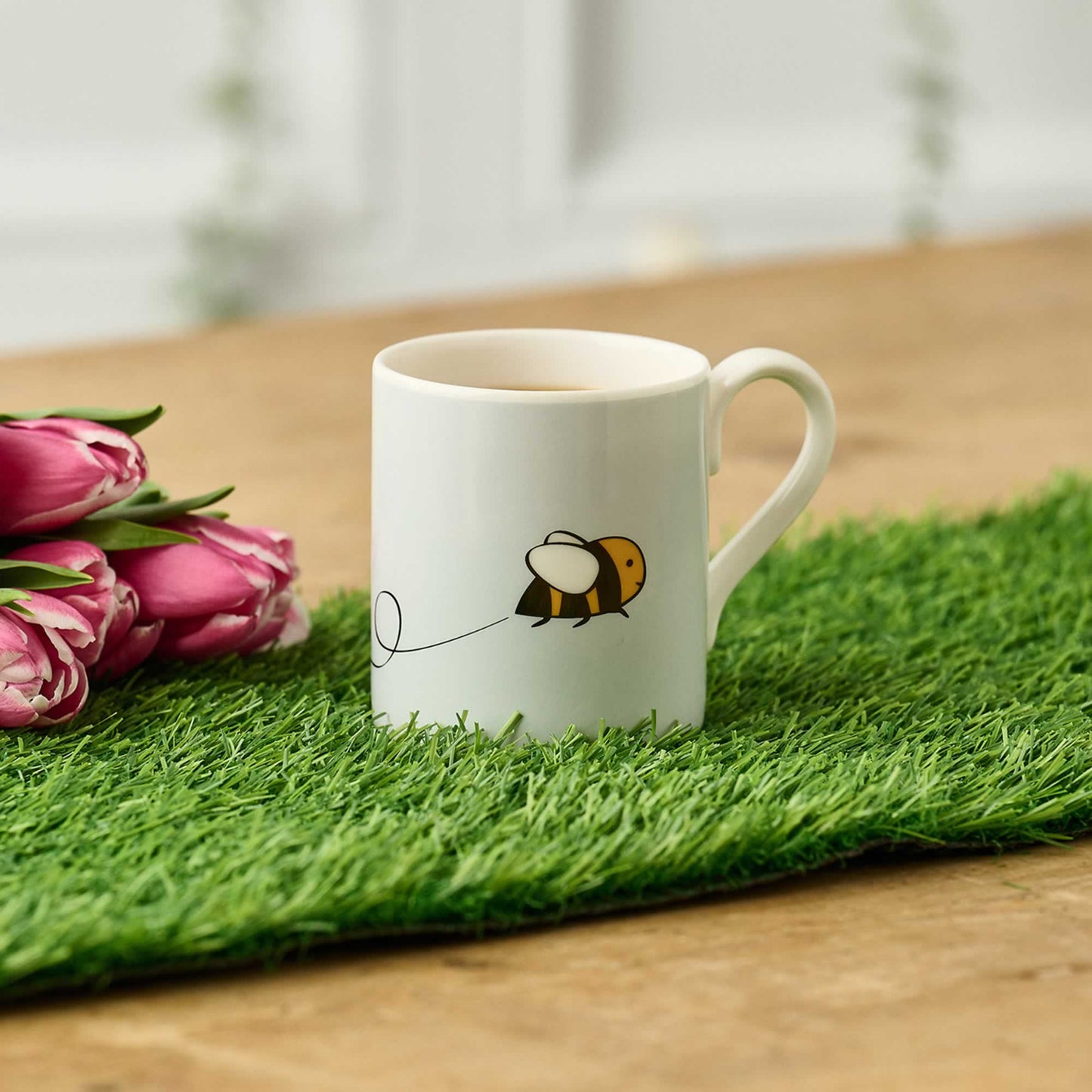 Jin Designs - Bee Mug