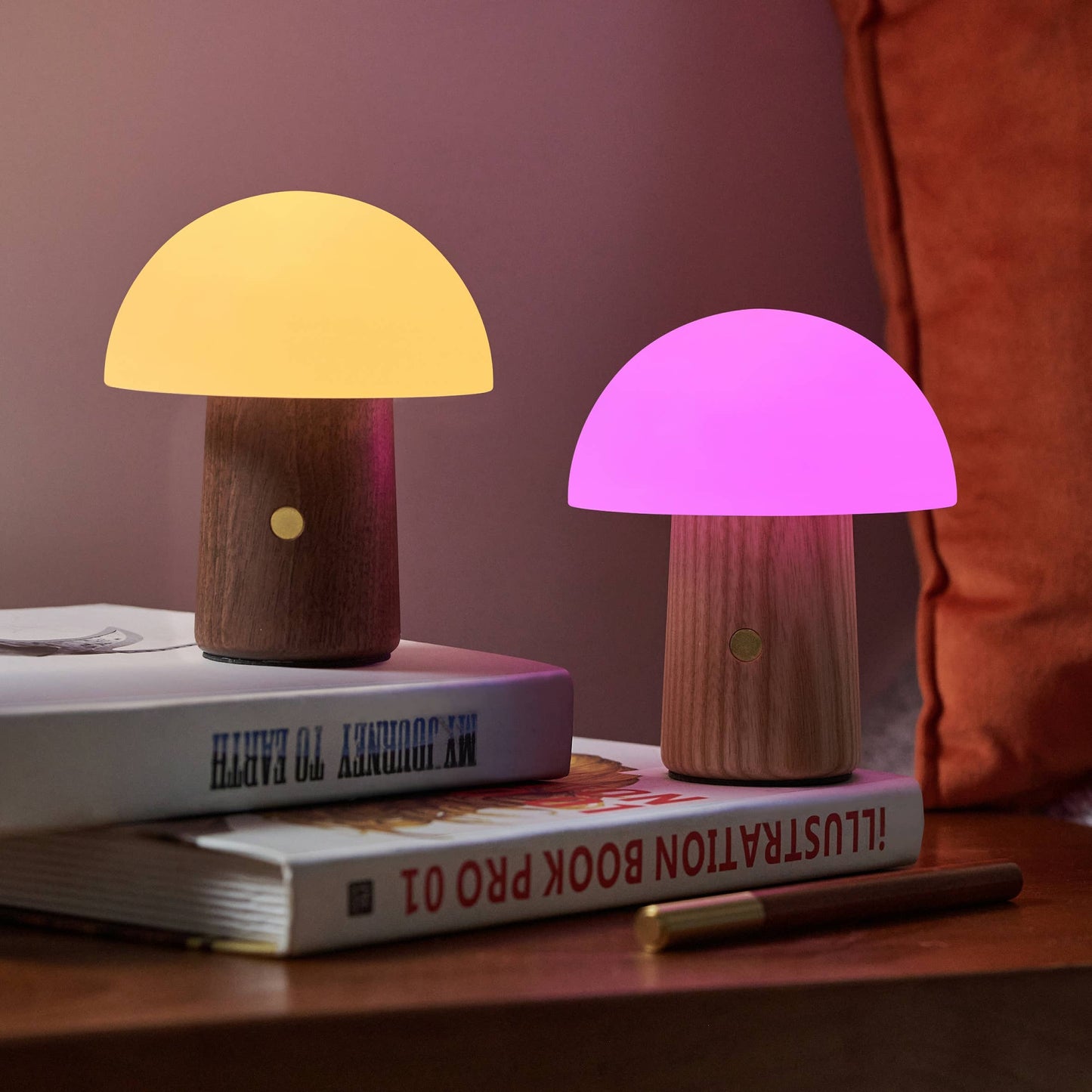 Alice Mushroom Lamp: Walnut / Mini