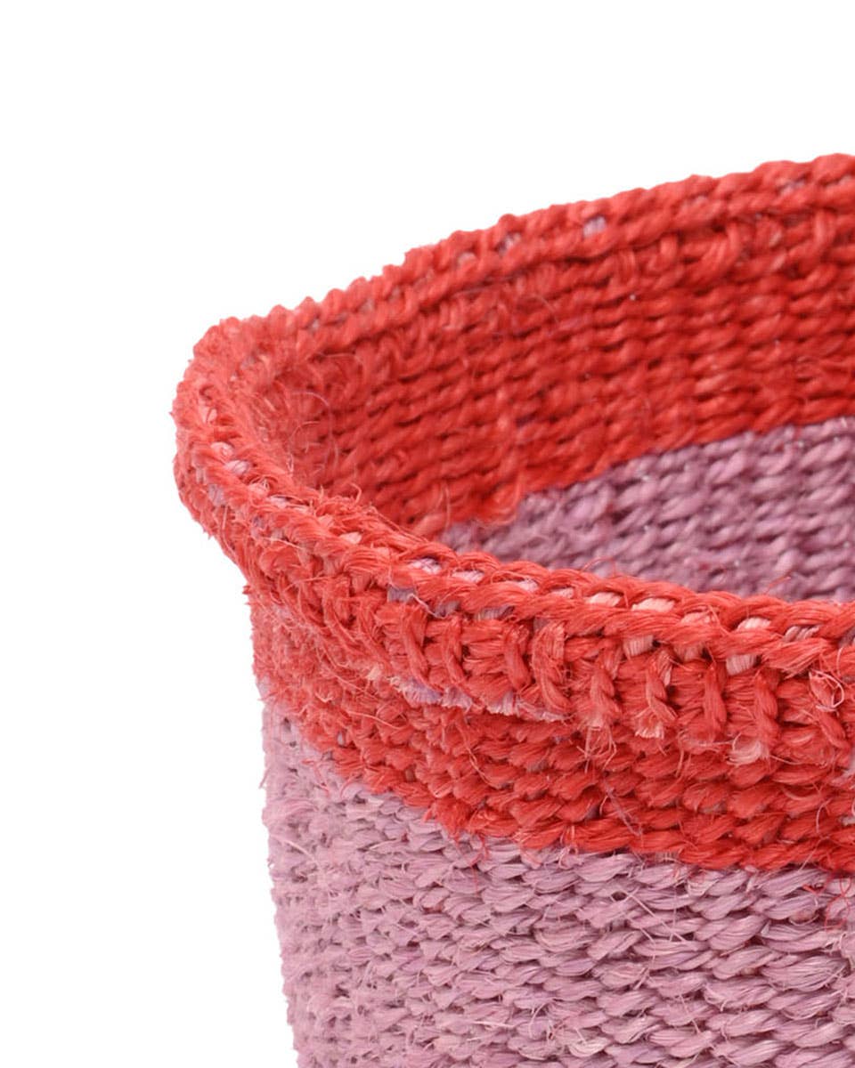 JUKUMU: Purple & Red Trim Plum Bread Basket: Red