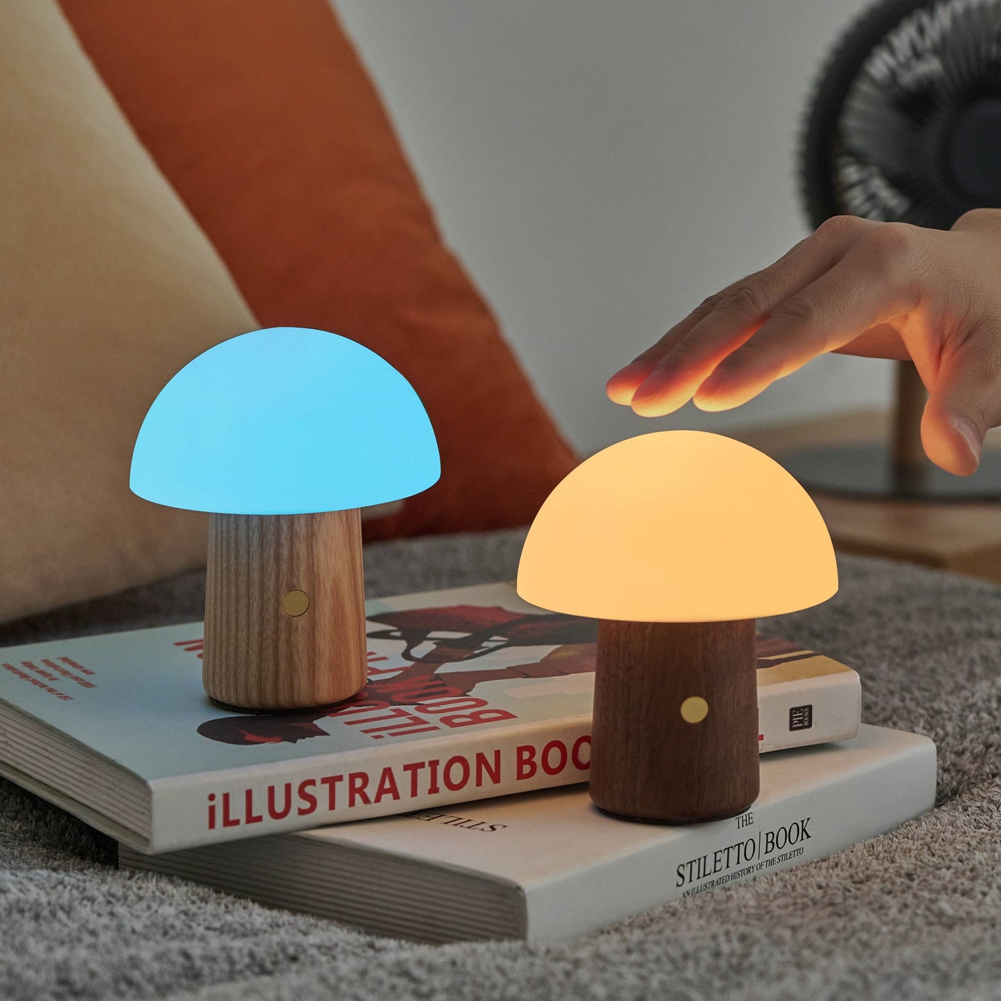 Alice Mushroom Lamp: Walnut / Mini