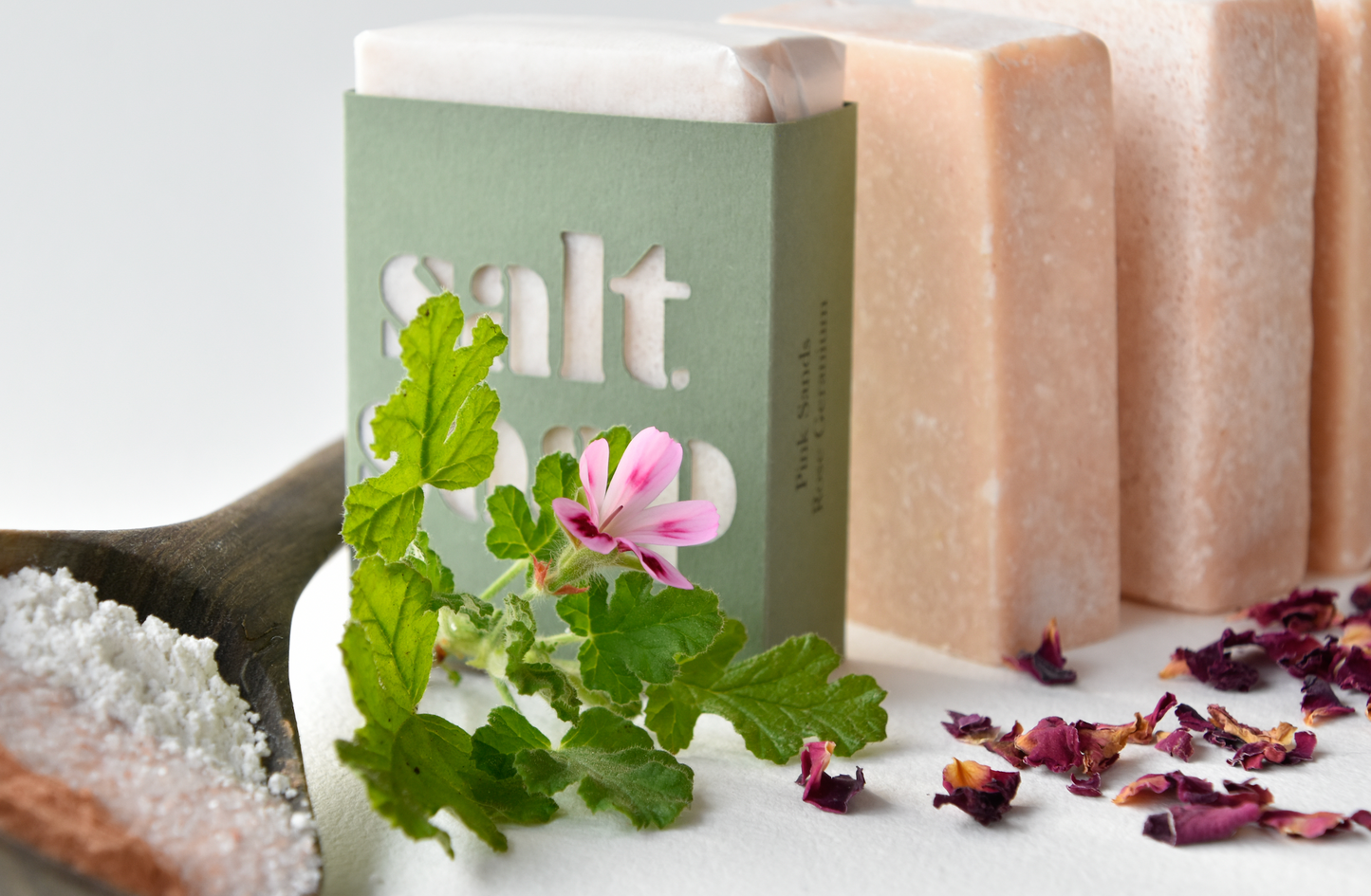 pink-sands-rose-geranium-botanical-himalayan-salt-soap