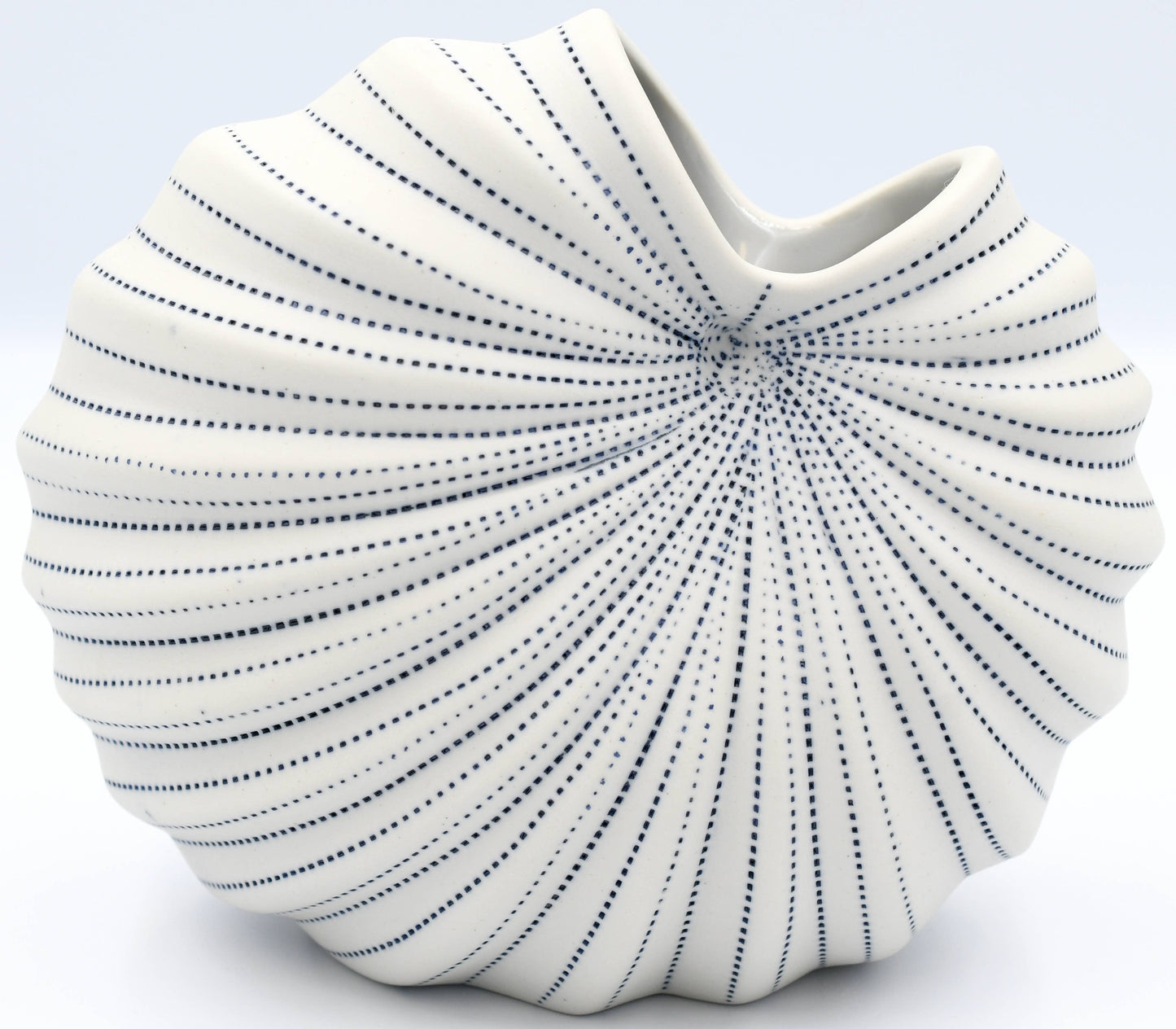 1280W26 PALM S - WO 26 Porcelain bud vase