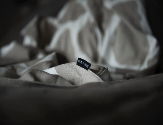 Gray Giraffe Blanket
