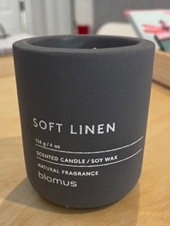 Concrete Candle 'Soft Linen'